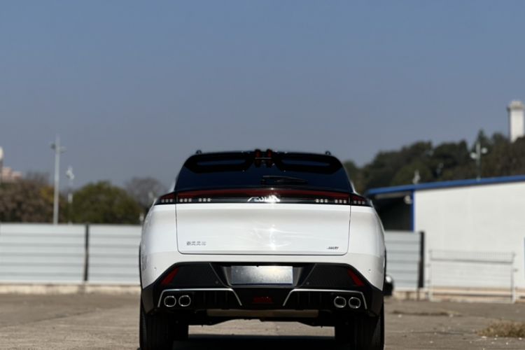 Used Dongfeng Aeolus Mage 2023 1.5T Luxury Edition