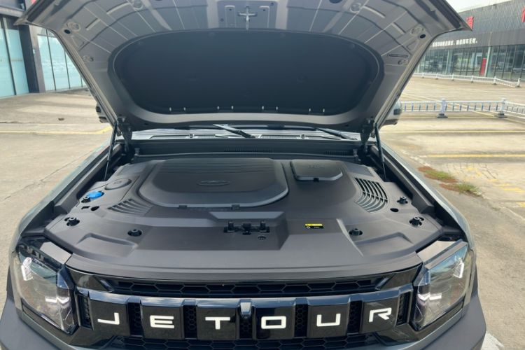 Used Jetour Traveler 2023 2.0T All-Wheel Drive Conquer PRO

