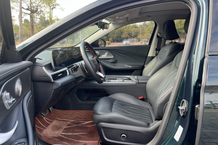 Used Chery Arrizo 8 2023 High-Energy Edition 2.0T DCT Luxury
