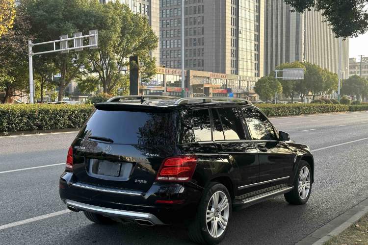 Used Mercedes-Benz GLK-Class 2015 GLK 260 4MATIC Dynamic Edition Ultimate Version
