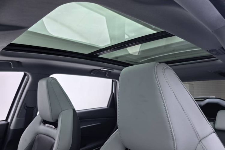 Used Changan CS75 PLUS 2024 3rd Generation Champion Edition 2.0T Intelligent Drive Performance Model
