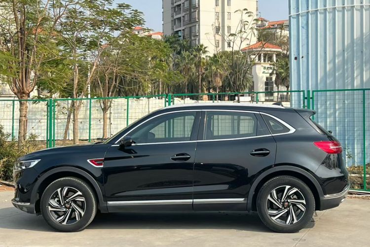 Used Hongqi HS5 2022 Revised Version 2.0T Smart Connect Flagship Edition