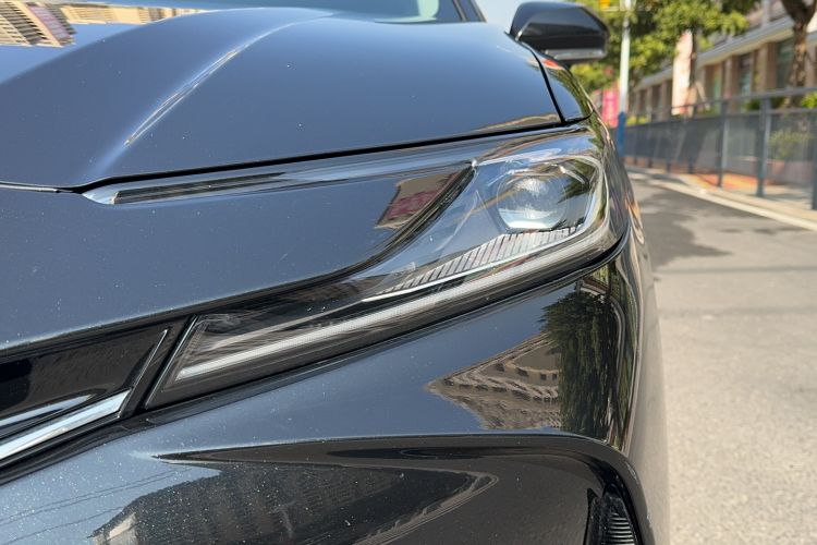 Used Toyota Camry 2024 Dual-Motor 2.0 HGVP Luxury Edition
