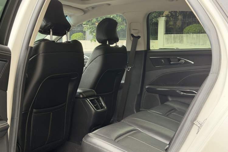 Used Ford Taurus 2016 EcoBoost 180 Luxury Model
