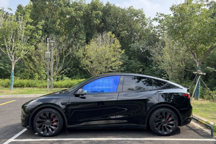 Used Tesla Model Y 2022 Performance High-Performance All-Wheel-Drive Version