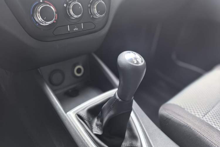 Used Chana Ounuo S 2021 1.5L Ono S Smart Edition Non-Air-Conditioned Passenger Vehicle JL473QG