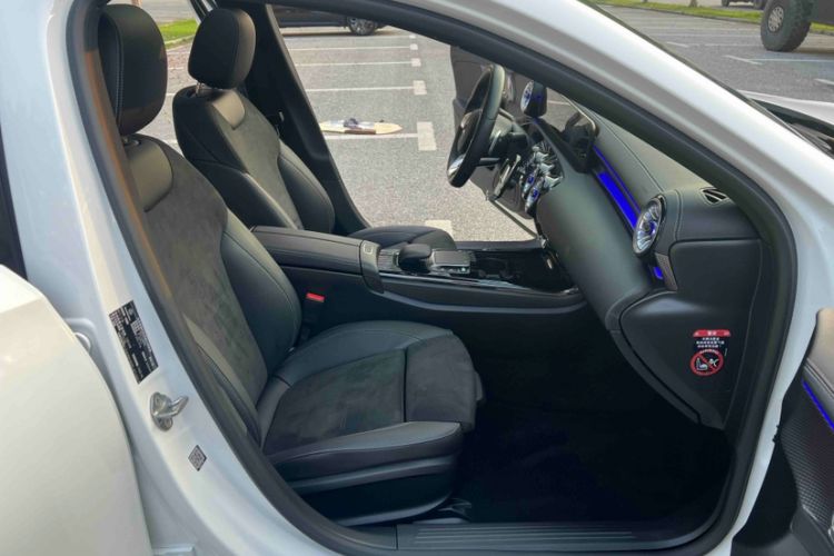 Used Mercedes-Benz A-Class 2022 Revised Version A 200 L Sport Sedan Fashionable Style