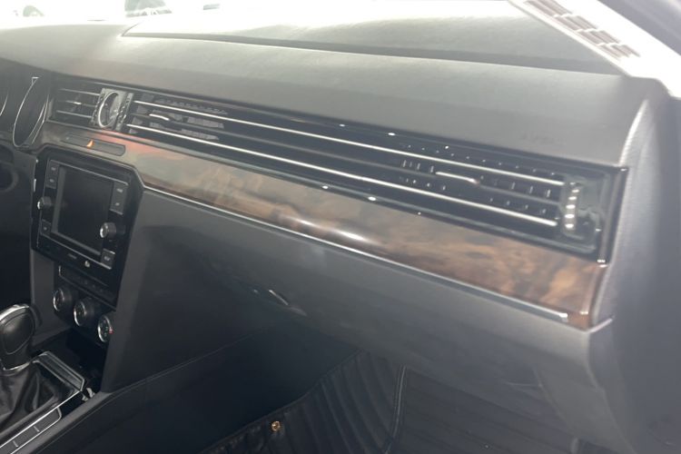 Used Volkswagen Magotan 2019 330TSI DSG Leading Model China VI Standard