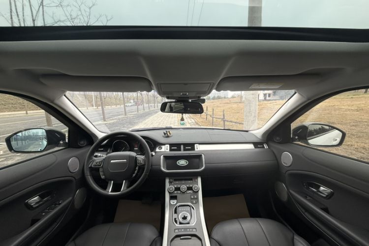 Used Land Rover Range Rover Evoque 2018 240 PS SE Smart Brilliance Edition
