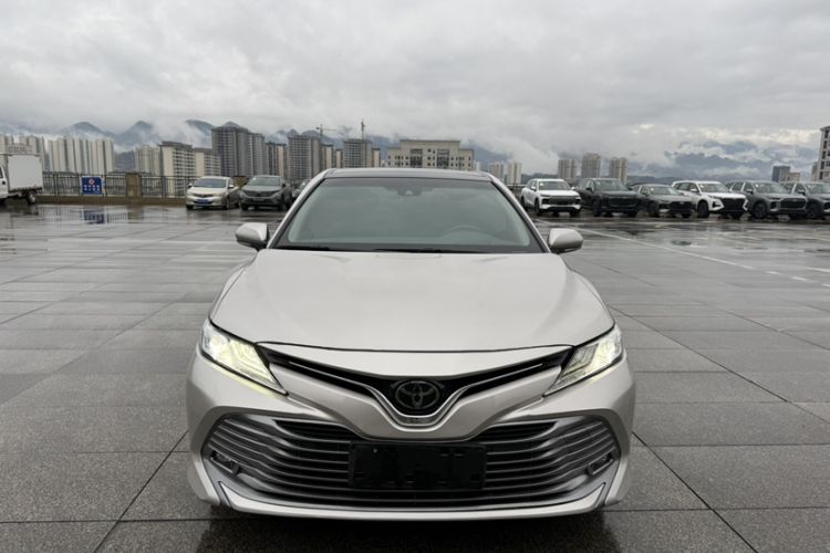 Used Toyota Camry 2019 2.5G Luxury Edition China VI Standard
