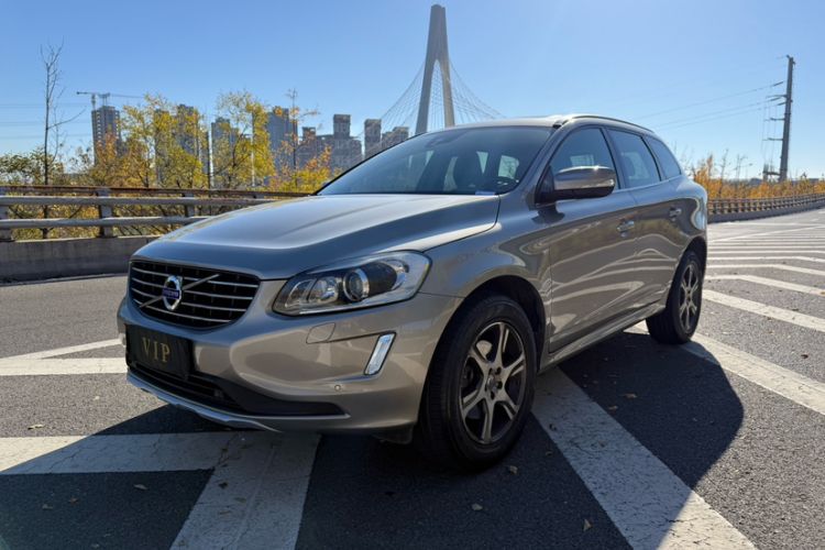 Used Volvo XC60 2014 T5 Zhiyi Edition
