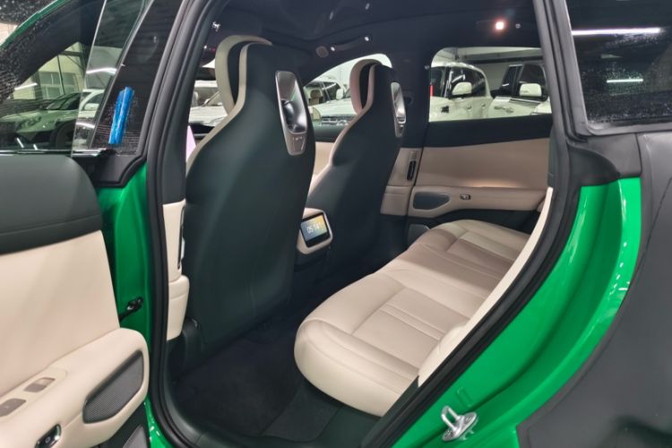 Used  YU7 2025 Ultra-Long Range All-Wheel Drive Pro Version
