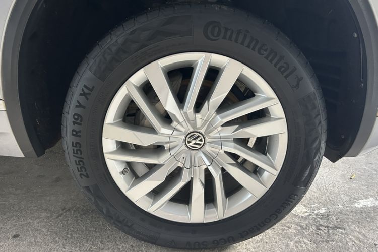 Used Volkswagen Touareg 2019 2.0 TSI Ruiyi Edition China V Standard
