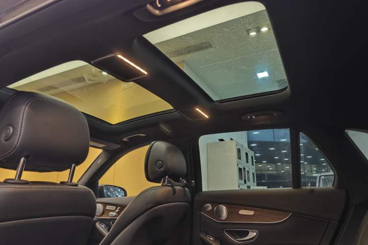 Used Mercedes-Benz GLC 2021 GLC 300 L 4MATIC Dynamic Model