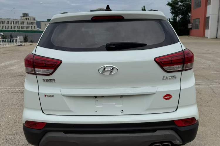 Used Hyundai ix25 2017 1.4T Automatic Smart Version
