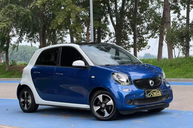 Used  forfour 2018 1.0L 52kW Passion Edition
