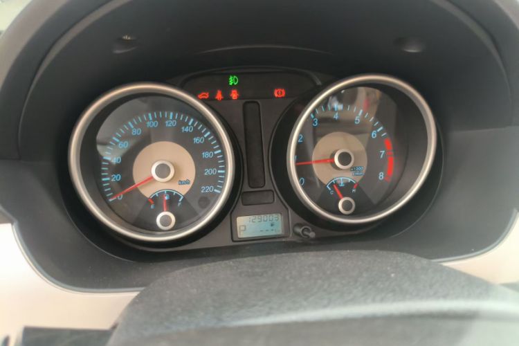 Used Buick Excelle 2013 1.5L Automatic Classic Model
