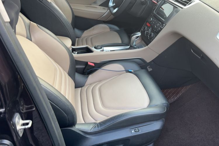 Used  6 2014 1.6T Luxury Edition THP160
