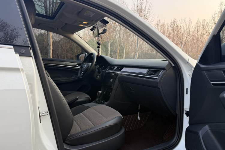 Used Volkswagen C-TREK 2018 1.5L Automatic Comfort Model
