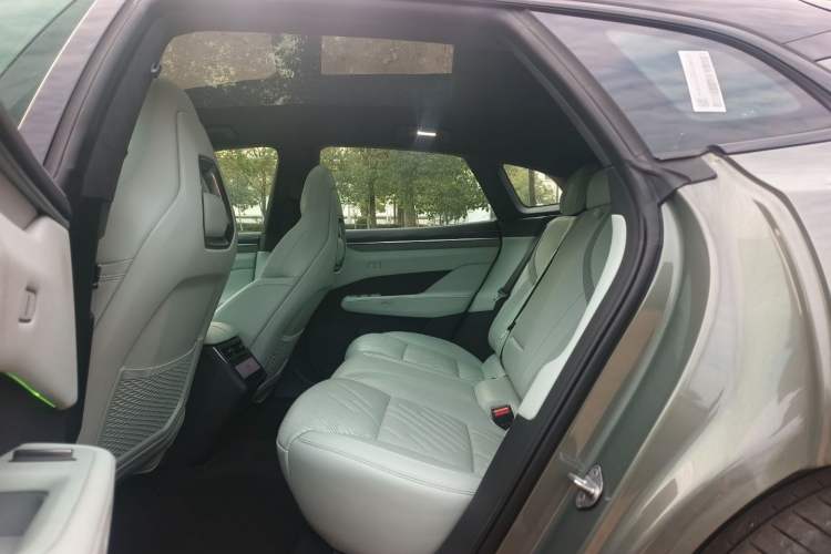 Used Zeekr 001 2025 WE Edition 100 kWh Rear-Wheel Drive