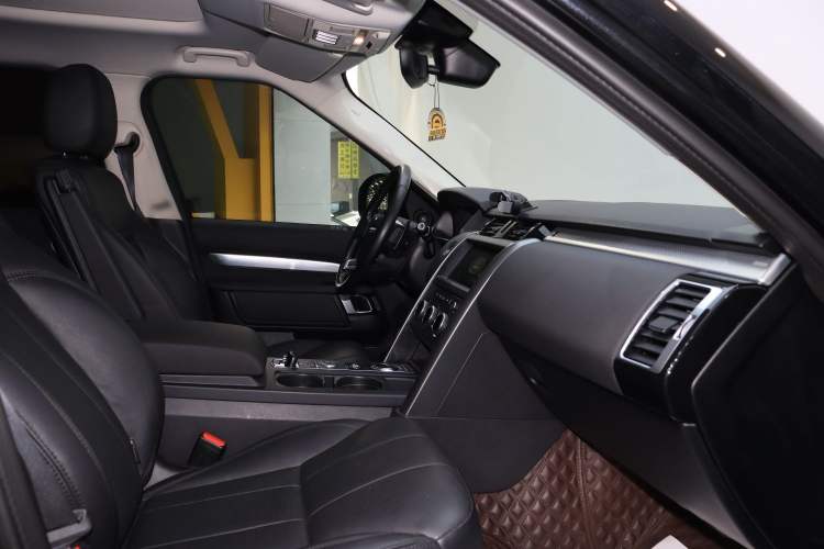 Used Land Rover Discovery 2020 2.0T 30th Anniversary Special Edition
