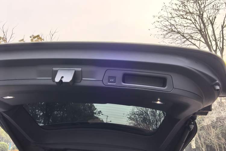 Used Nio ES8 2020 415 km Range 6-Seater Version