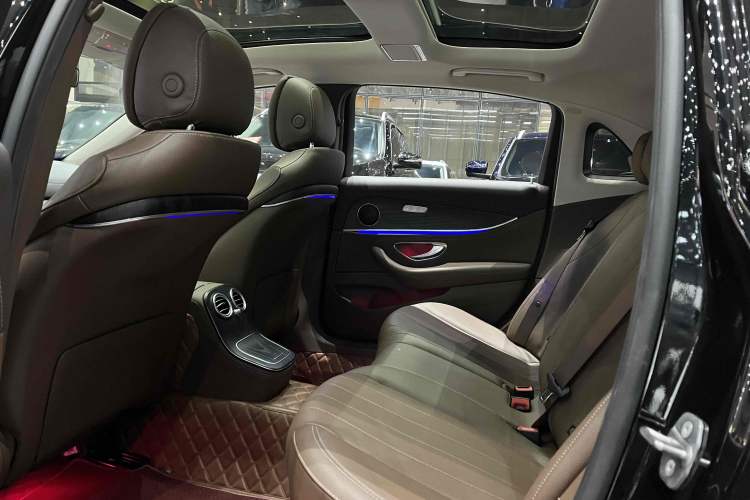 Used Mercedes-Benz E-Class 2022 Second Facelift E 260 L
