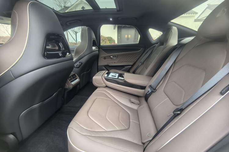 Used BYD Han 2022 EV Genesis Edition 610KM All-Wheel Drive Premium Model