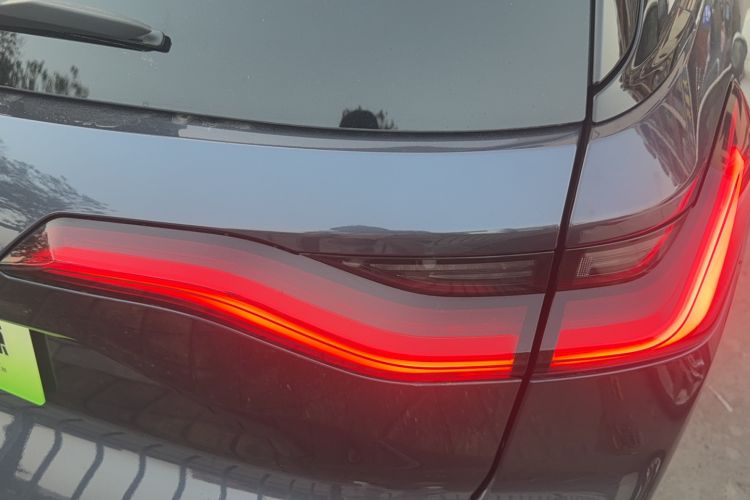 Used Nio ES8 2020 415 km Signature Edition 6-Seater Version