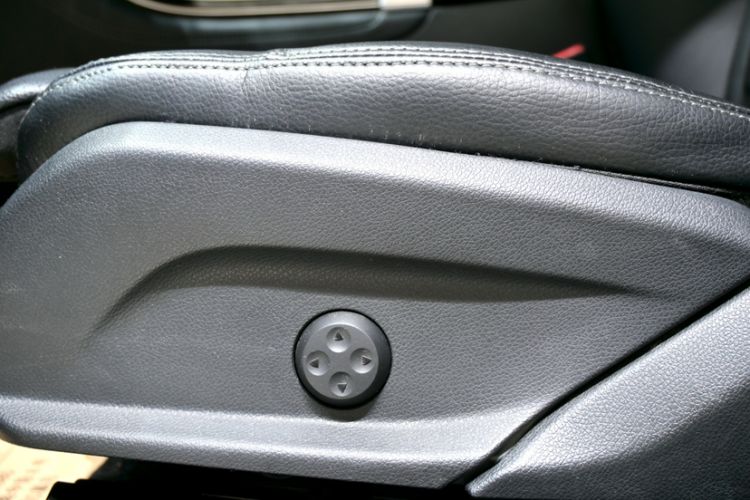 Used Mercedes-Benz GLC 2018 Facelifted GLC 260 4MATIC Dynamic Edition
