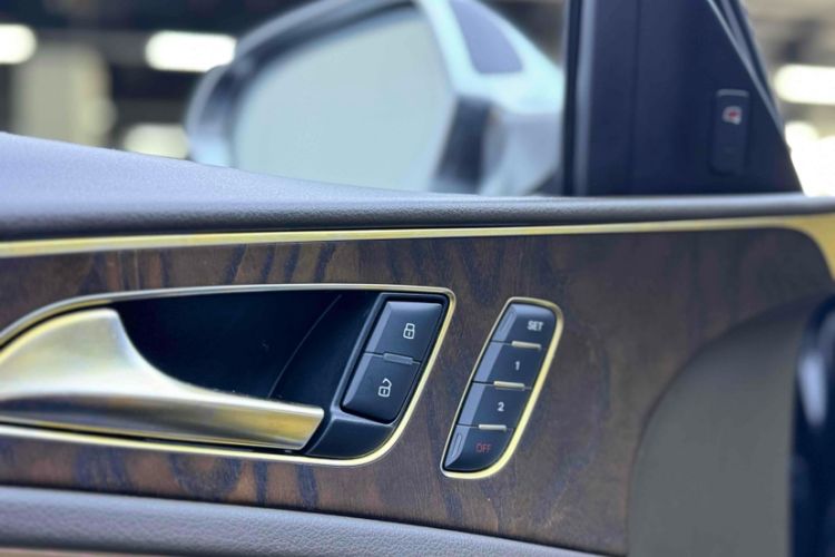 Used Audi A6L 2012 50 TFSI quattro Luxury Model
