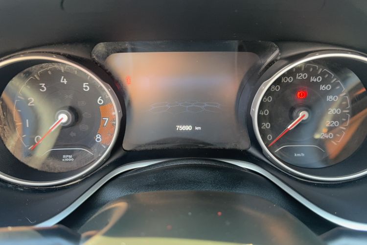 Used  Compass 2017 200T Automatic Family Edition