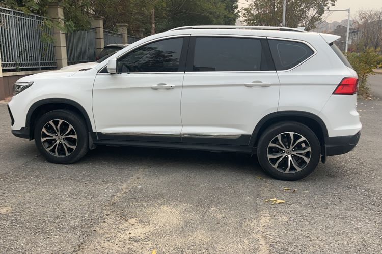 Used FORTHING Joyear X5 2017 1.6L CVT Luxury Model
