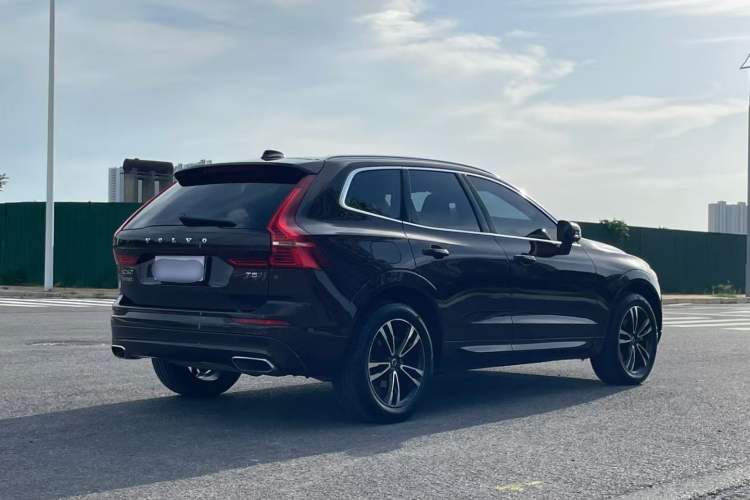 Used Volvo XC60 2019 T5 4x4 Smart Edition China V Standard

