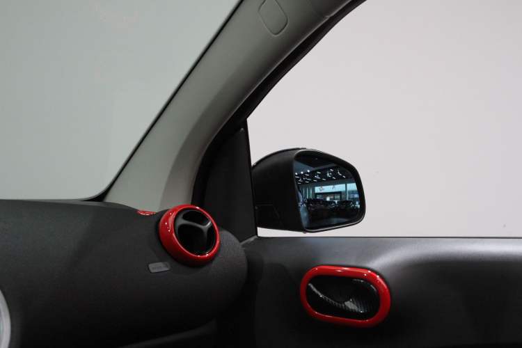 Used  fortwo 2018 1.0L 52kW Convertible Passion Edition China V Standard
