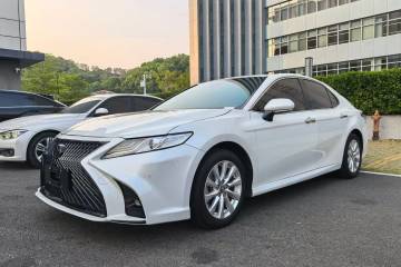 Used Toyota Camry 2019 Revised Version 2.0G Luxury Edition