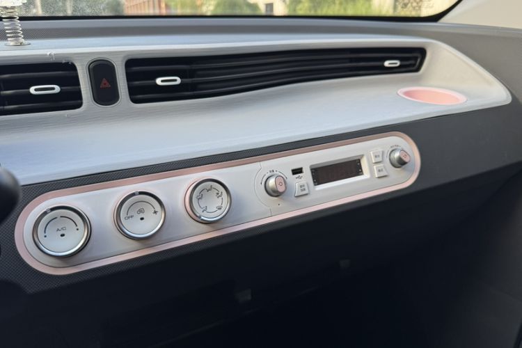 Used Wuling Hongguang MINIEV 2021 Macaron Premium Model – Lithium Iron Phosphate
