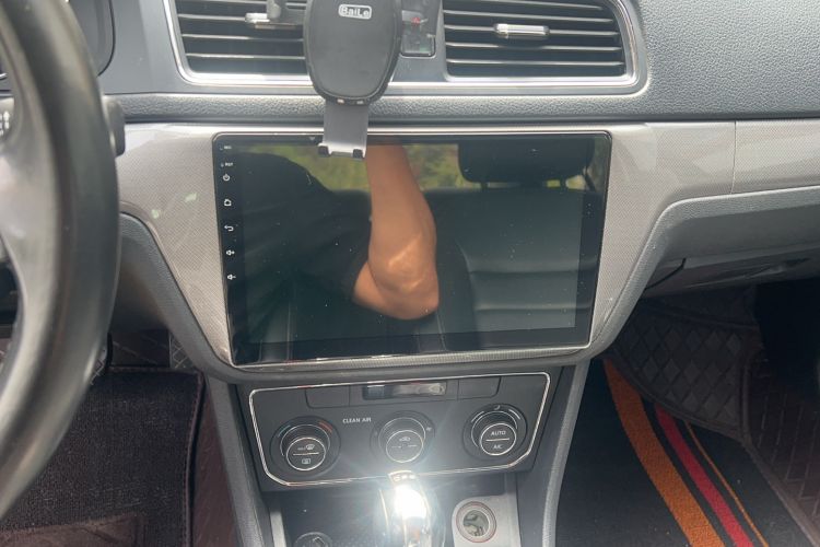 Used Volkswagen Lavida 2017 230TSI DSG Comfort Edition
