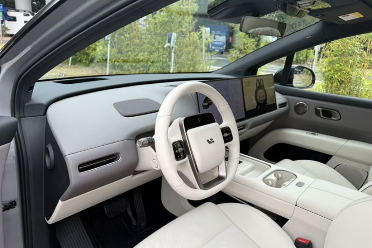 Used Li Auto Li Auto i6 2025 Model Two-Wheel-Drive Standard Type