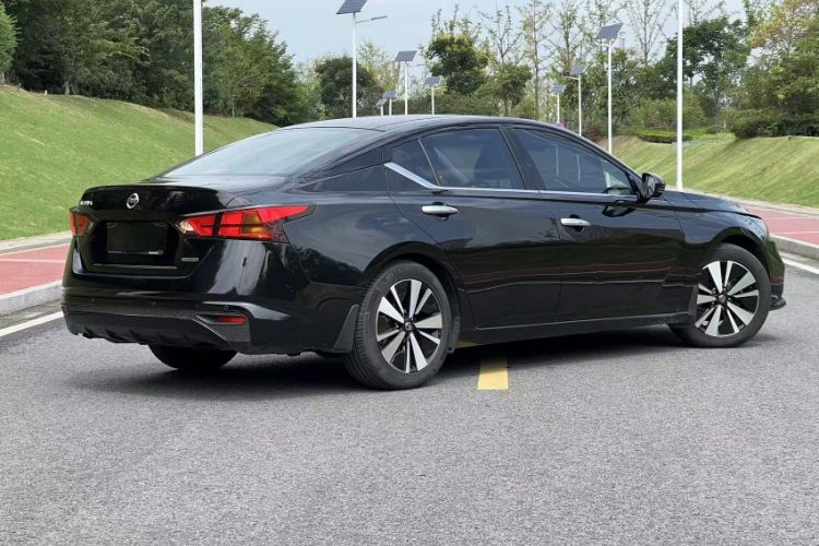 Used Nissan Teana 2021 2.0L XL Upper AD1 Smart Drive & Navigation Edition
