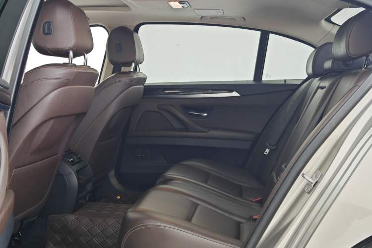 Used BMW 5 Series 2014 525Li Luxury Design Package
