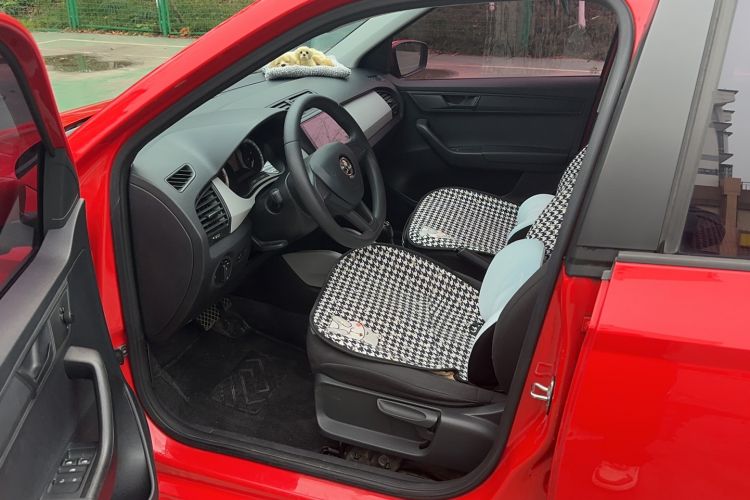 Used Skoda Fabia 2017 1.4L Automatic Car Enjoy Edition
