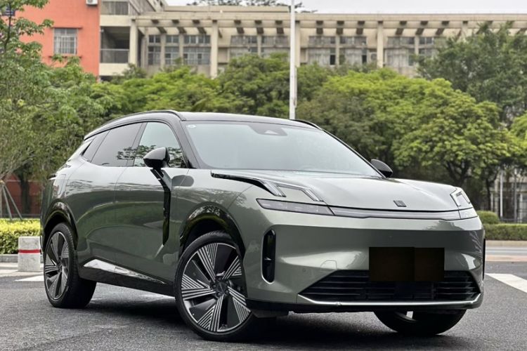 Used Lynk & Co 08 EM-P 2023 220km All-Wheel-Drive Performance Halo
