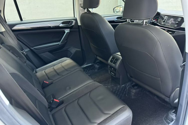 Used Volkswagen Tayron 2019 330TSI Two-Wheel Drive Luxury Model China VI Standard
