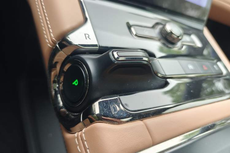 Used Nio ES8 2020 580 km Range Six-Seater Version
