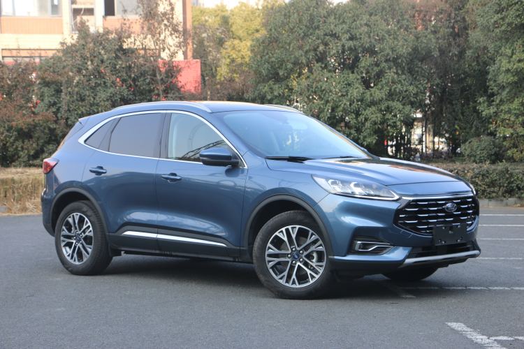 Used Ford Escape 2020 EcoBoost 245 Two-Wheel-Drive Titanium Edition
