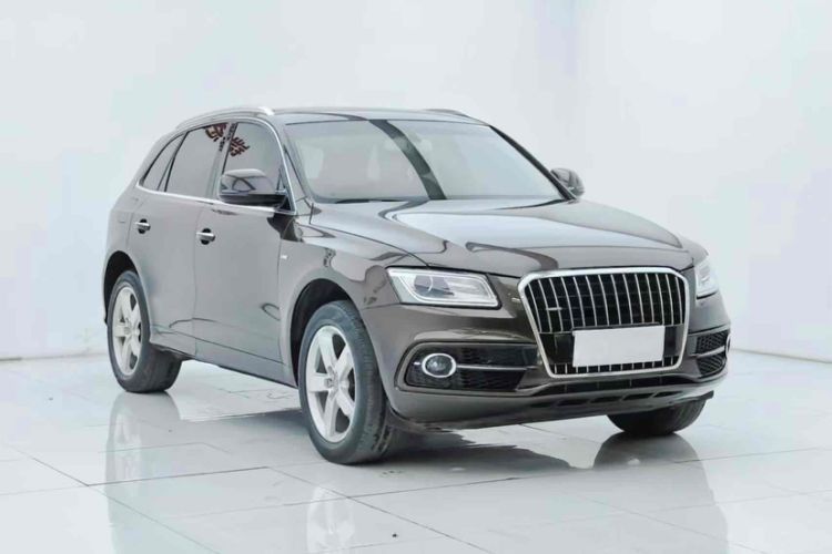 Used Audi Q5 2017 Plus 40 TFSI Ambition Model
