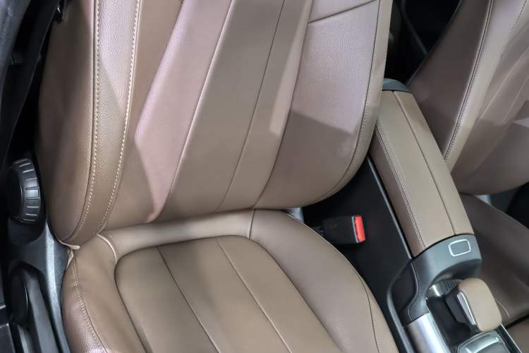 Used Mercedes-Benz GLB 2022 Updated GLB 200 Fashion Edition
