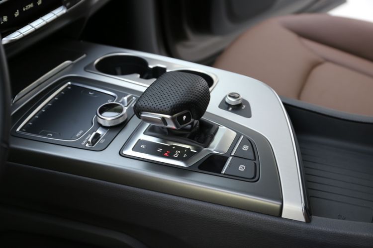 Used Audi Q7 2018 40 TFSI Comfort Model
