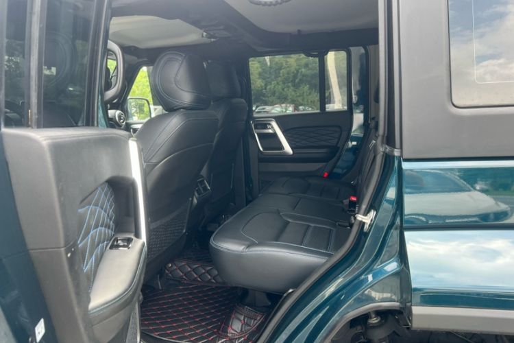 Used Beijing Auto BJ40 2020 2.0T Automatic Four-Wheel Drive Urban Hunter Edition Chivalrous Type
